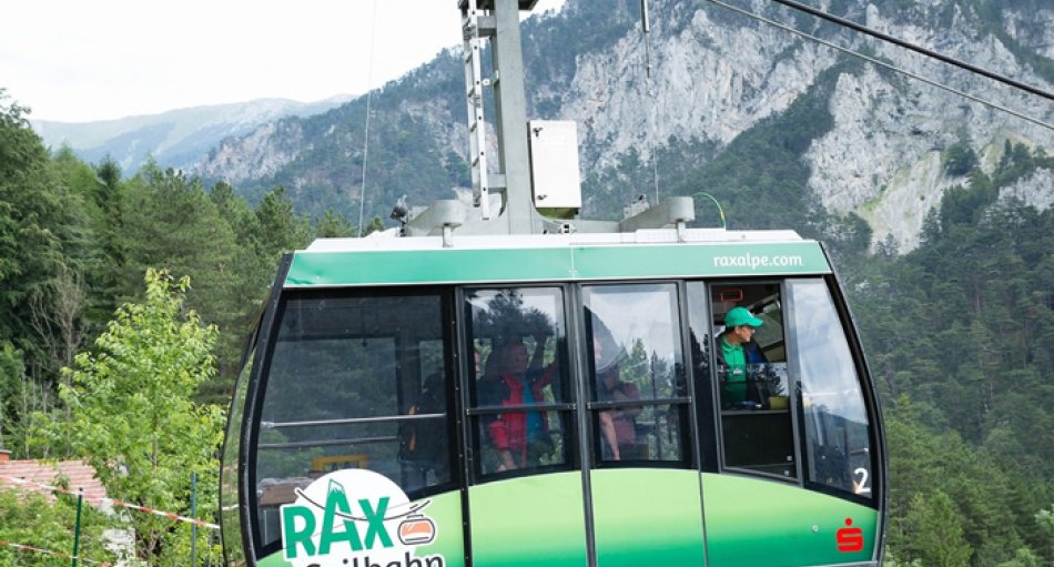 Die Bergbahnen St. Corona am Wechsel befinden sich seit ihrer 2014 vorgenommenen Positionierung als ganzjährige Familienarena auf der Überholspur.