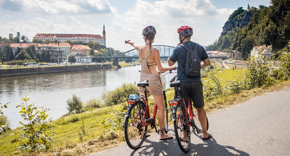 Elberadweg bei Decin