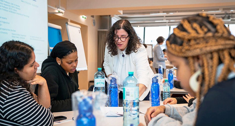 „Blended Intensive Programme“ der FHWien der WKW