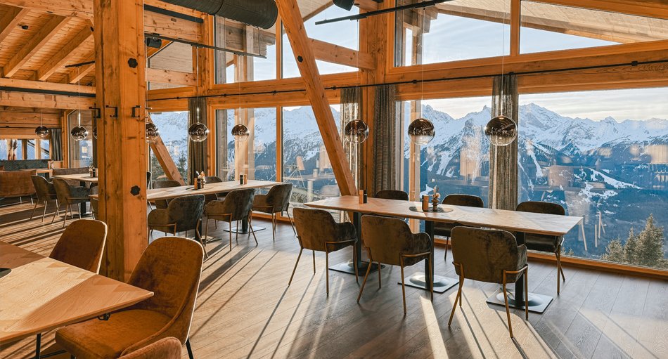 Weinbar & Lounge „Hanglage“