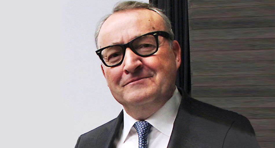 Lehrgangsleiter und Vortragender Prof. Dr. Helmut Ofner