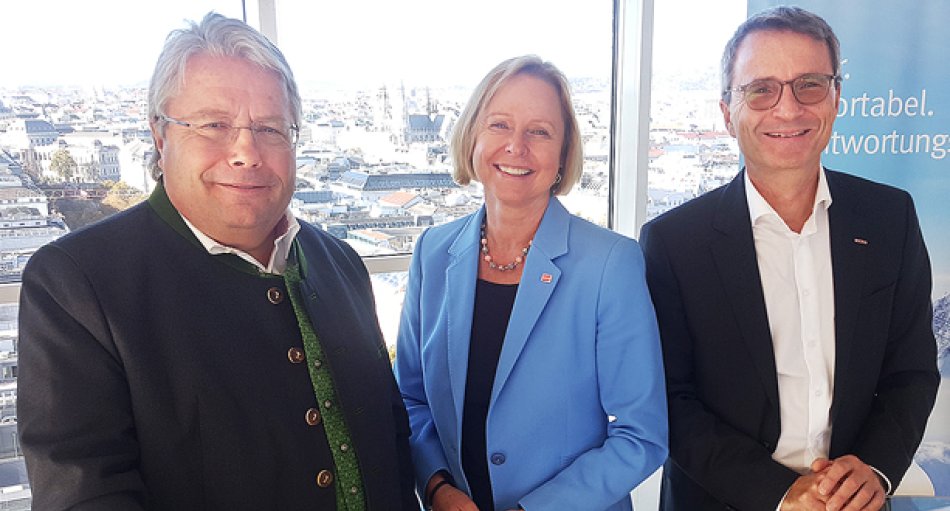 Franz Hörl / Obmann des Fachverbandes der Seilbahnen Österreichs, Petra Stolba / Geschäftsführerin der Österreich Werbung und Erik Wolf / Geschäftsführer des Fachverbands