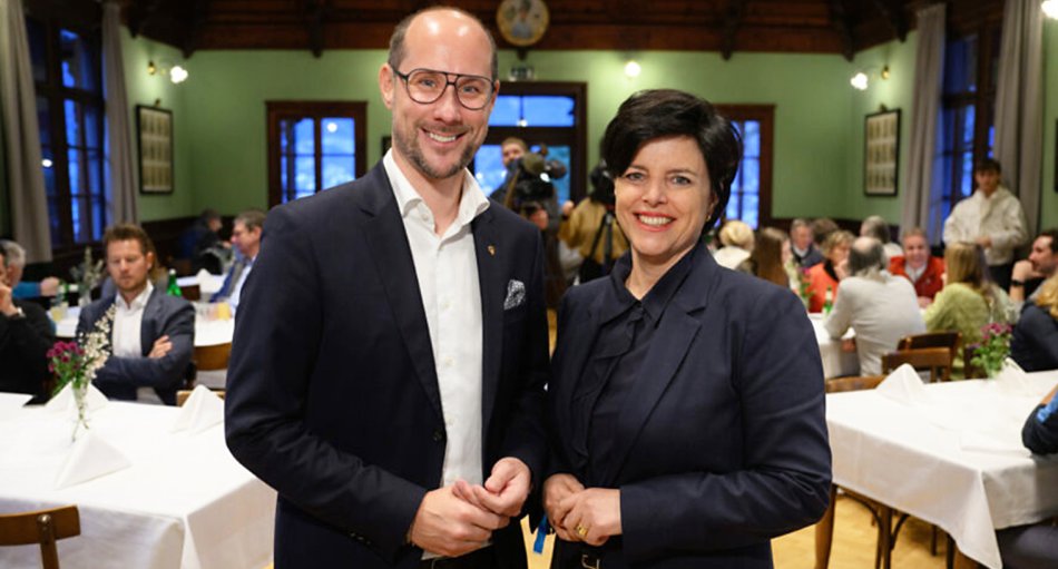 Landesrat Mario Gerber und Tirol Werbung Geschäftsführerin Karin Seiler